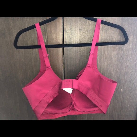 Lululemon sports bra - Picture 3 of 5